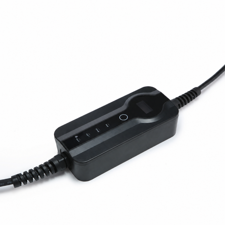 Schuin zijaanzicht van de laadunit van de Bar2Charge Type 1 mobiele thuislader